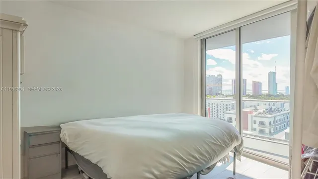 $575,000 | 1010 Southwest 2nd Avenue, Unit 1209, Miami, FL 33130