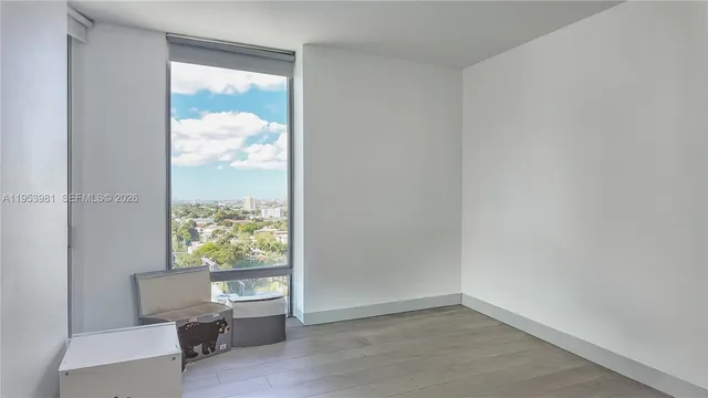 $575,000 | 1010 Southwest 2nd Avenue, Unit 1209, Miami, FL 33130