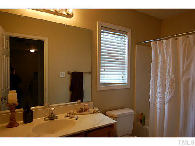 3132 La Costa Way Raleigh, NC 27610 - Photo 7 of 9 Photo 7