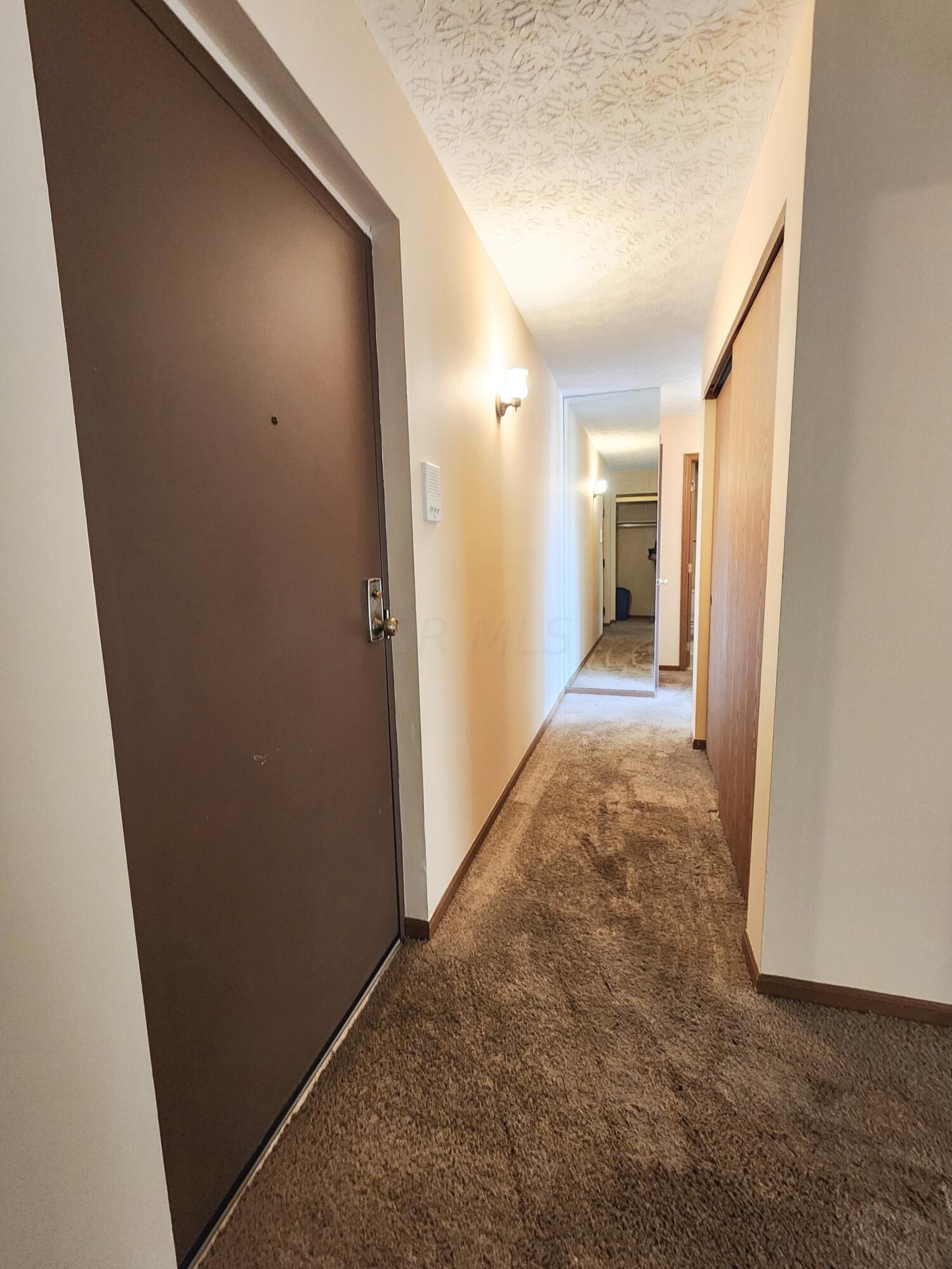 4115 Karl Road, Unit 307 Columbus, OH 43224 - Photo 6 of 21 20221013_134003