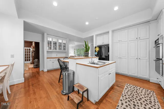 $1,299,000 | 2602 Vintage Hill Court, Durham, NC 27712