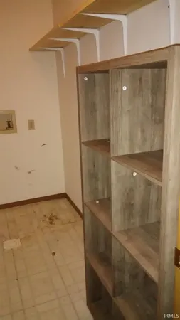 $1,700 | 402 South Village Court, Bloomington, IN 47403