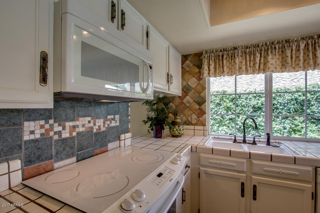 1834 East Redfield Road Phoenix, AZ 85022 - Photo 12 of 51 Kitchen 2