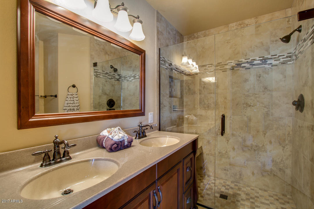 1834 East Redfield Road Phoenix, AZ 85022 - Photo 20 of 51 Master Bathroom