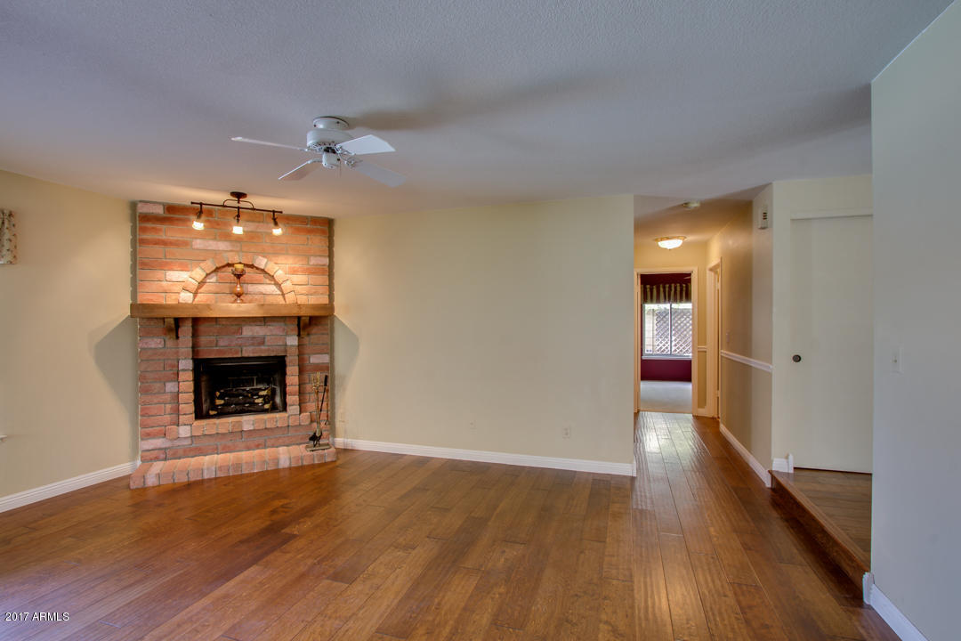 1834 East Redfield Road Phoenix, AZ 85022 - Photo 9 of 51 Family Room
