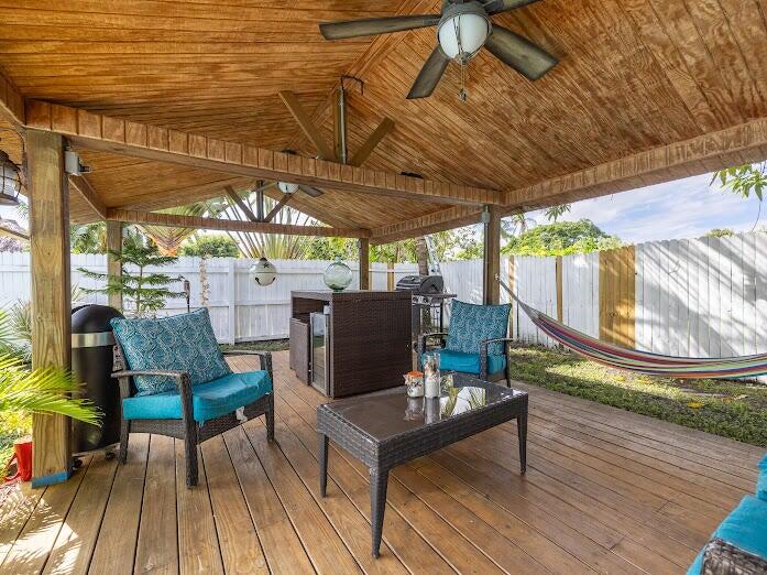 253 Davis Road Palm Springs, FL 33461 - Photo 20 of 21 1000182537