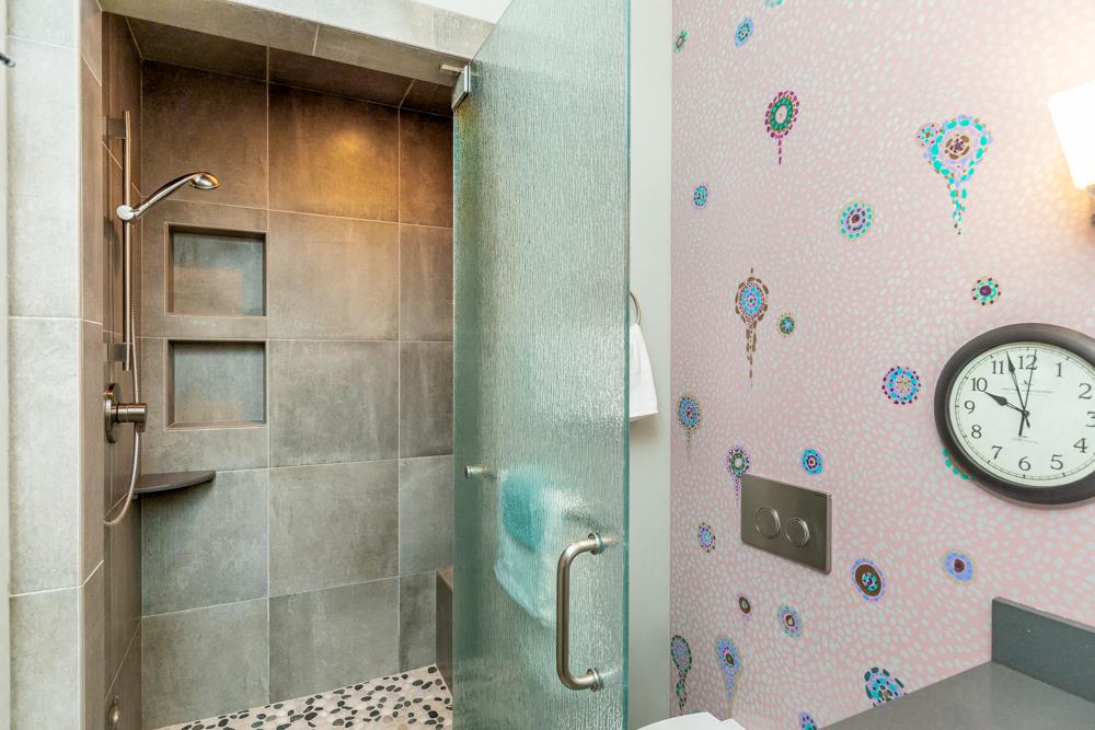 209 Fanmar Way Capitola, CA 95010 - Photo 14 of 31 a bathroom with a mirror and a shower