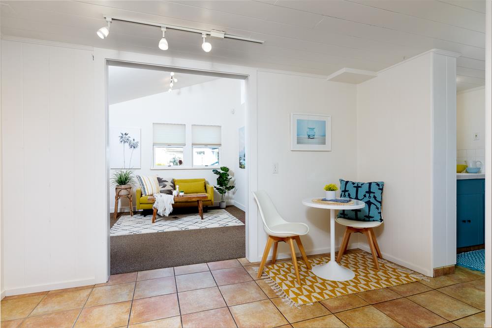 209 Fanmar Way Capitola, CA 95010 - Photo 18 of 31 a living room with furniture and a table