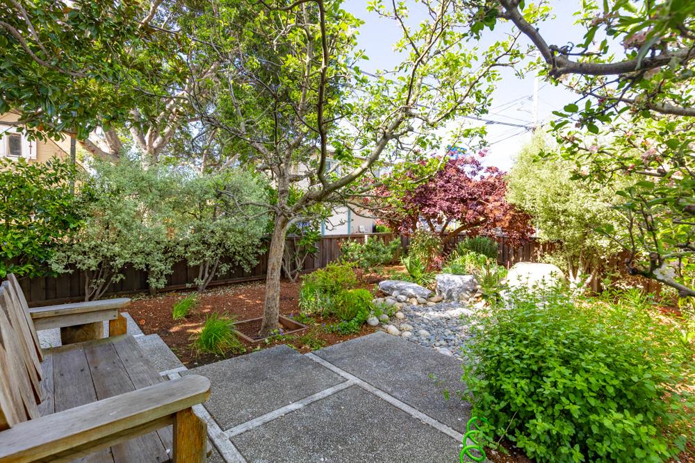 209 Fanmar Way Capitola, CA 95010 - Photo 26 of 31 a view of yard with green space