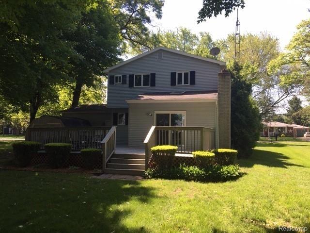 2214 South Long Lake Road Fenton, MI 48430 - Photo 3 of 3