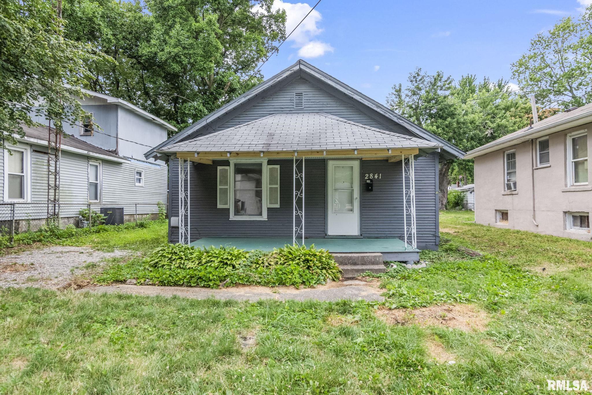 2841 South 15th Street Springfield, IL 62703 - Photo 1 of 22