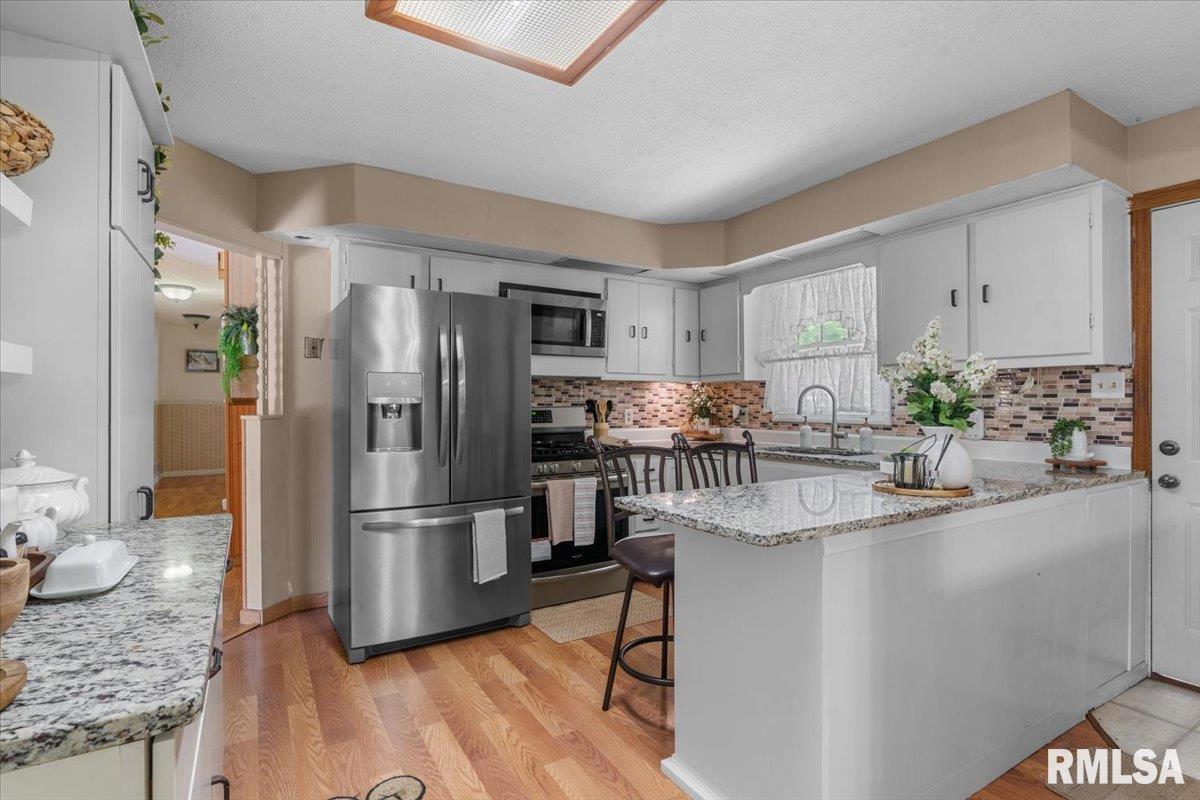 5260 River View Road Riverton, IL 62561 - Photo 11 of 34
