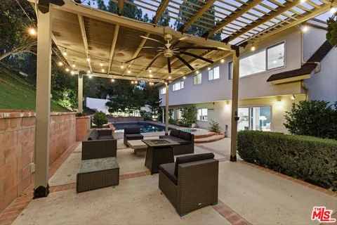 $1,399,999 | 19041 Muirkirk Drive, Porter Ranch, CA 91326