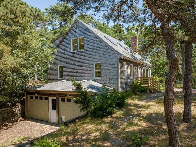 35 East Hill Road Wellfleet, MA 02667 - Photo 2 of 34 20230806142459378890000000-o