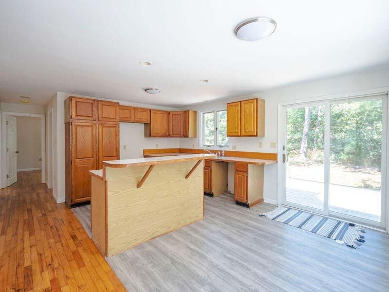 35 East Hill Road Wellfleet, MA 02667 - Photo 5 of 34 20230806142429724813000000-o