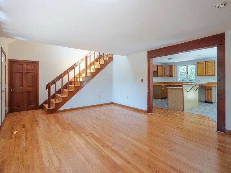 35 East Hill Road Wellfleet, MA 02667 - Photo 7 of 34 20230806142425728889000000-o
