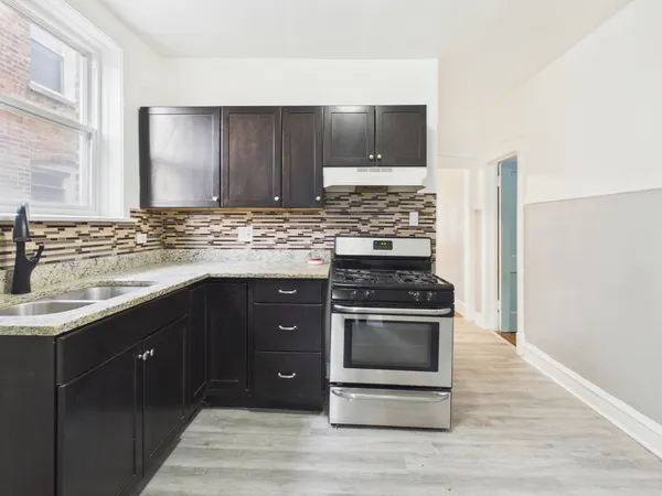 $1,875 | 7631 South Cornell Avenue, Unit 1, Chicago, IL 60649