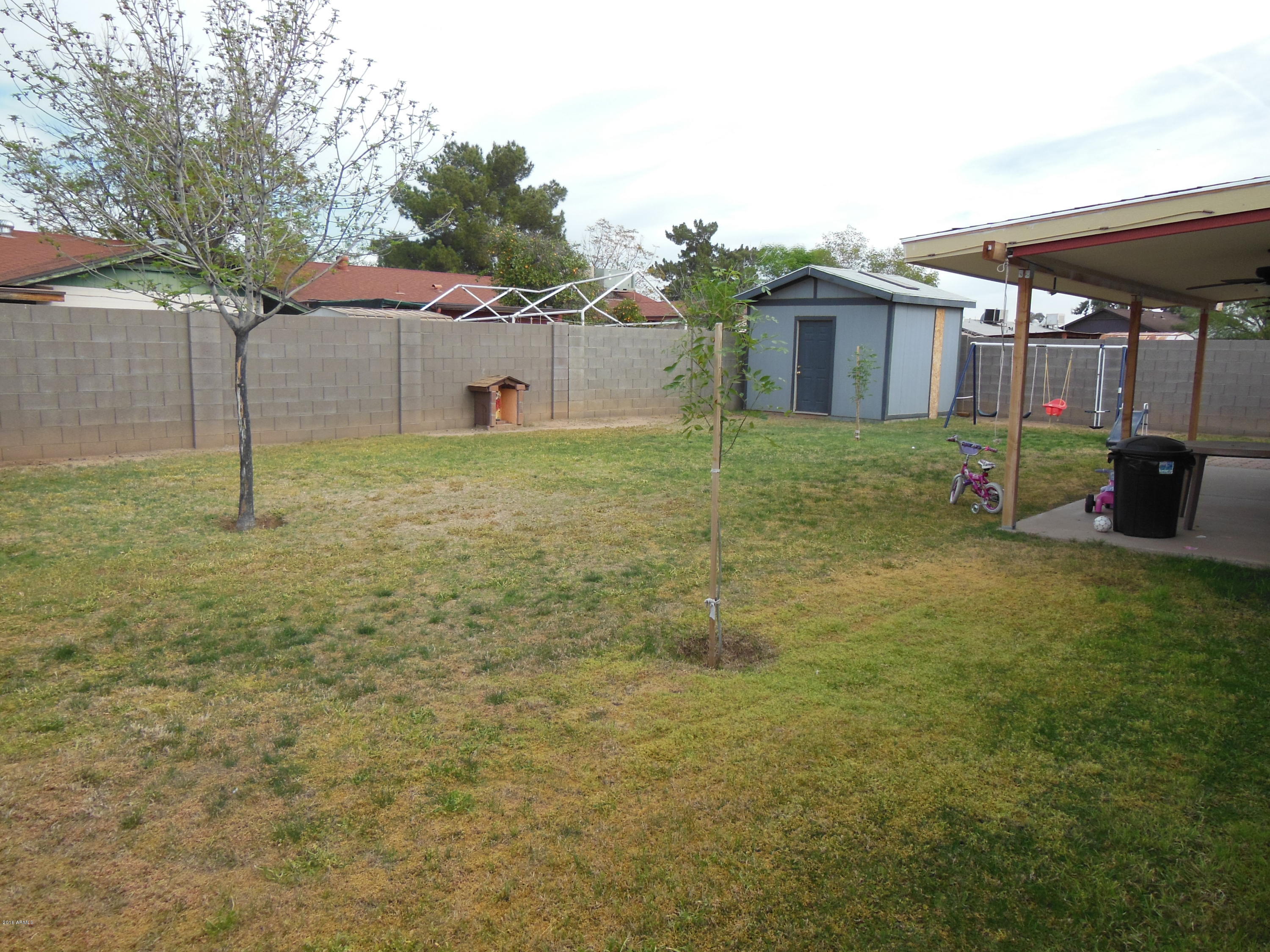 7714 West Cheery Lynn Road Phoenix, AZ 85033 - Photo 5 of 8 DSCN1299