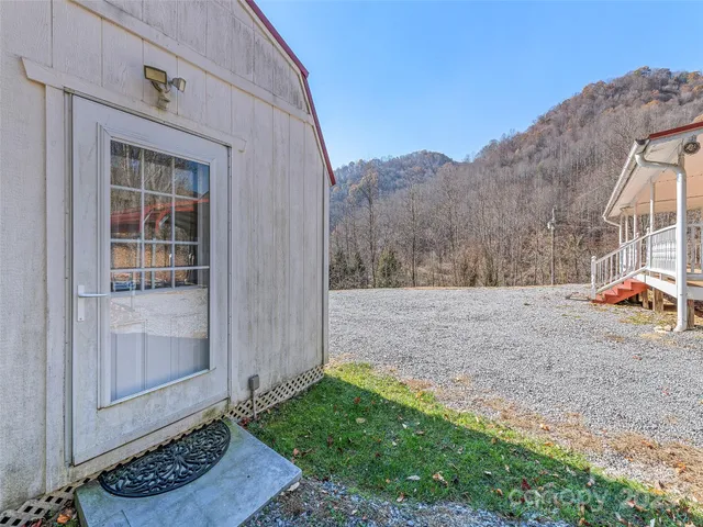 $230,000 | 93 Merry Way, Clyde, NC 28721