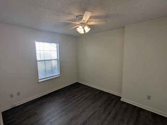 $1,595 | 2756 Oak Park Court, Tallahassee, FL 32308