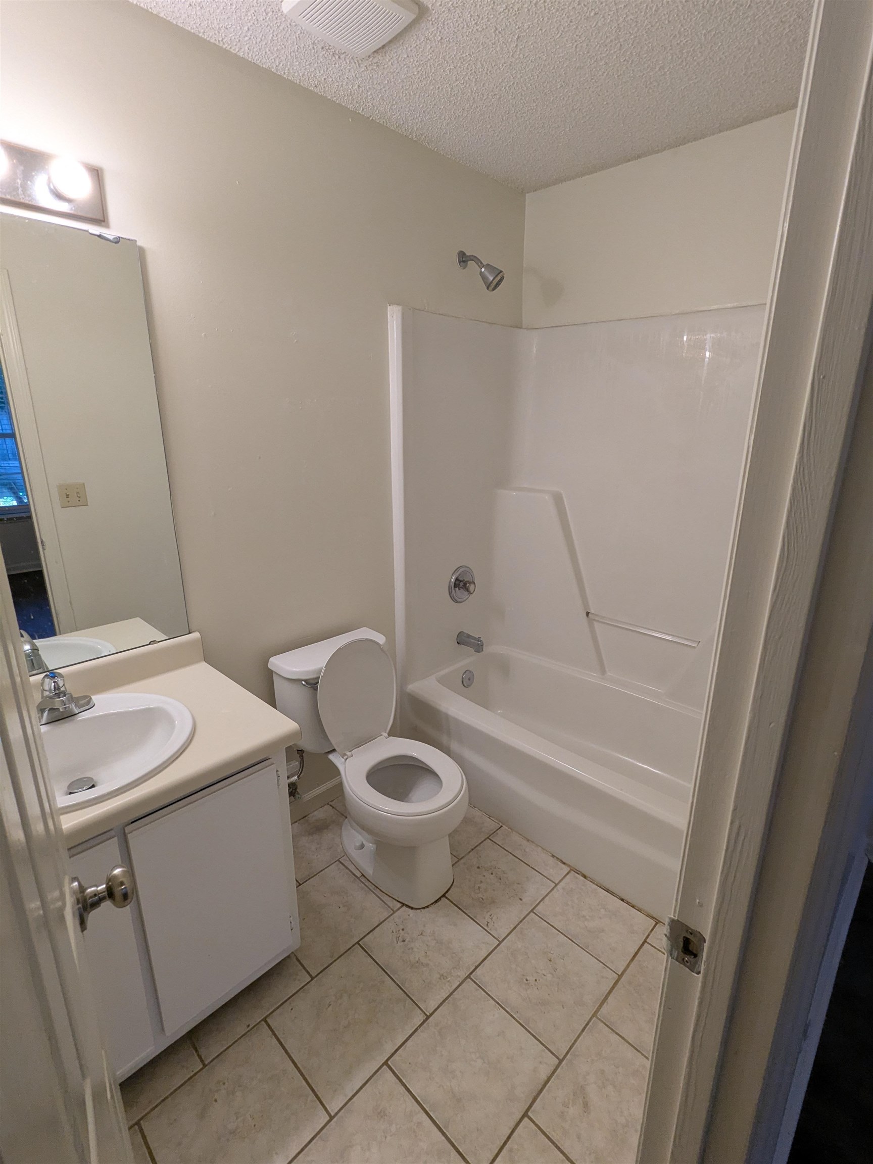 2756 Oak Park Court Tallahassee, FL 32308 - Photo 9 of 10