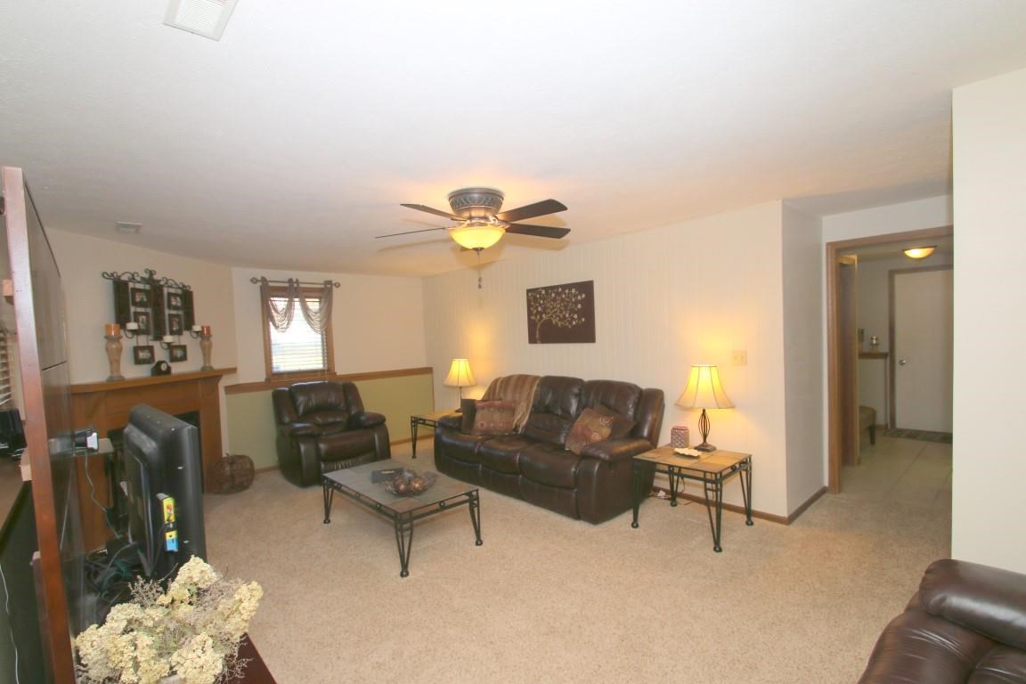6370 Upper Ridge Way Roscoe, IL 61073 - Photo 12 of 23 Gallery Image 12