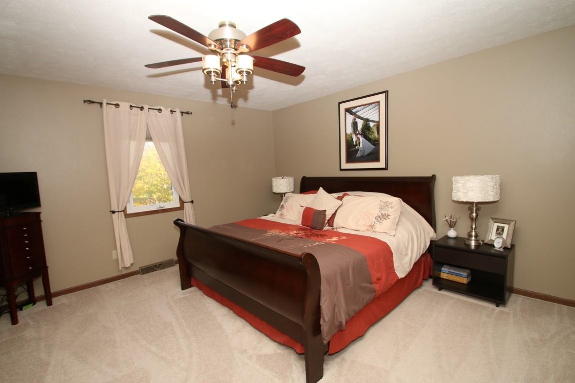 6370 Upper Ridge Way Roscoe, IL 61073 - Photo 13 of 23 Gallery Image 13