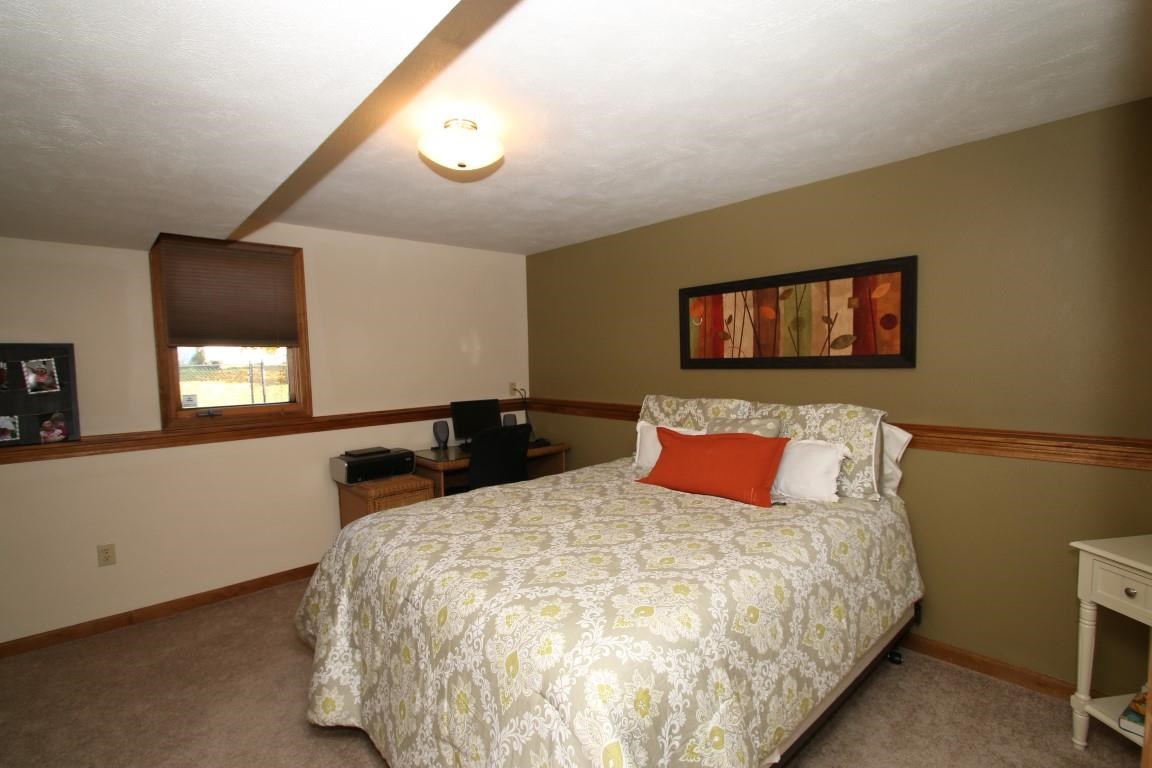 6370 Upper Ridge Way Roscoe, IL 61073 - Photo 18 of 23 Gallery Image 18