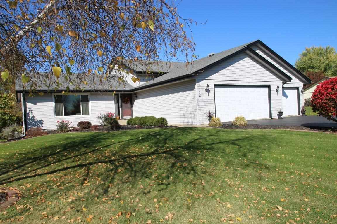 6370 Upper Ridge Way Roscoe, IL 61073 - Photo 2 of 23 Gallery Image 2