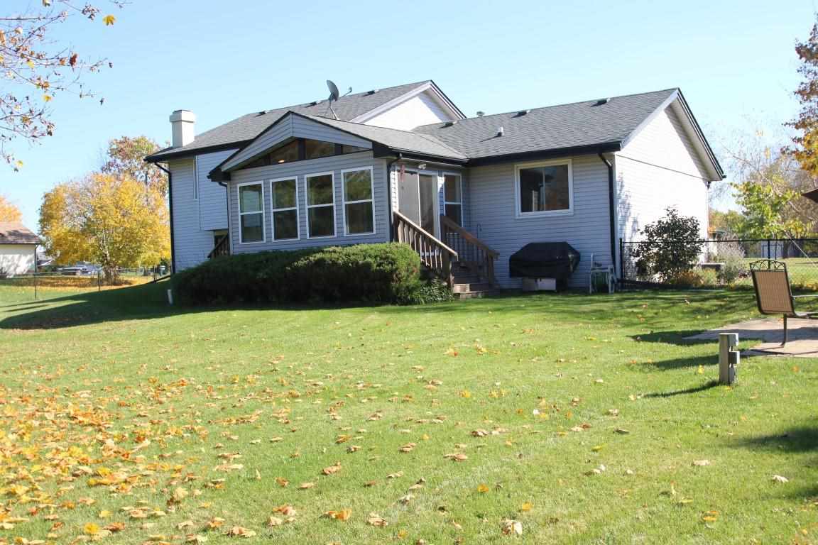 6370 Upper Ridge Way Roscoe, IL 61073 - Photo 21 of 23 Gallery Image 21
