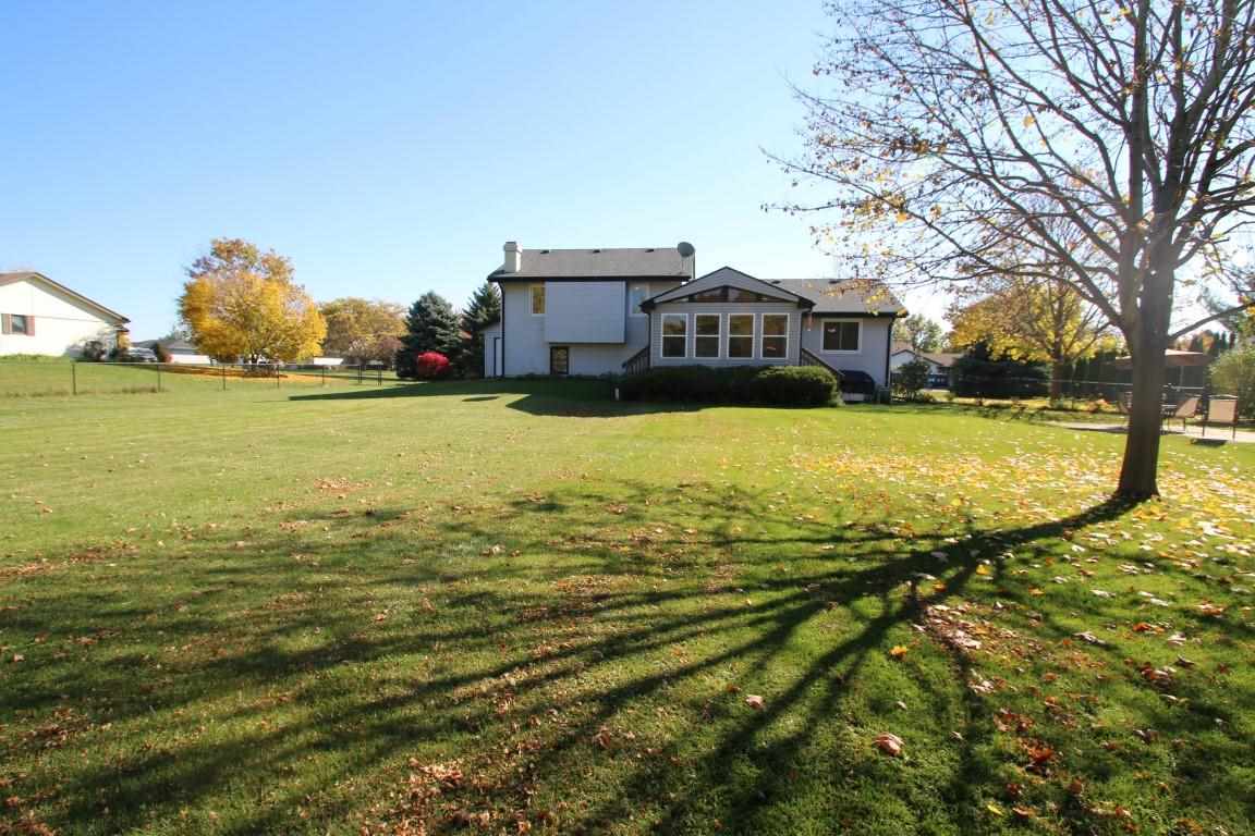 6370 Upper Ridge Way Roscoe, IL 61073 - Photo 22 of 23 Gallery Image 22
