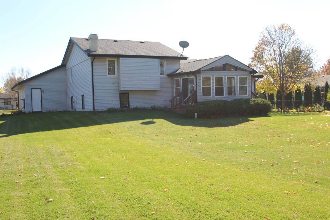 6370 Upper Ridge Way Roscoe, IL 61073 - Photo 23 of 23 Gallery Image 23