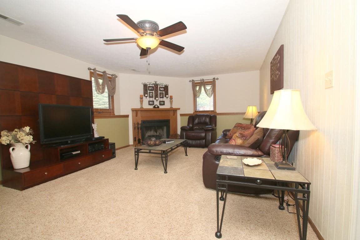6370 Upper Ridge Way Roscoe, IL 61073 - Photo 10 of 23 Gallery Image 10