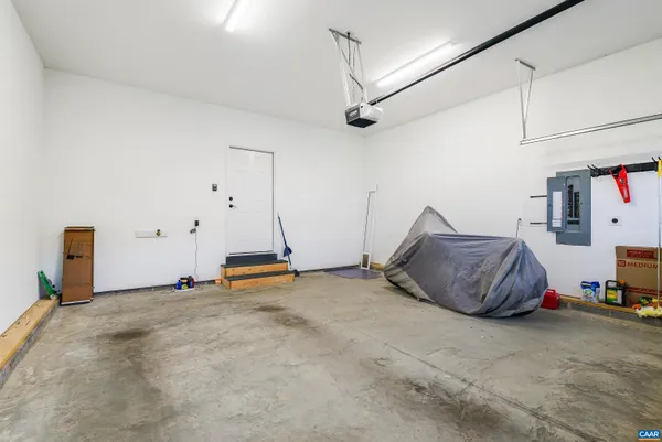 $439,900 | 114 Chamberlain Drive, Staunton, VA 24401