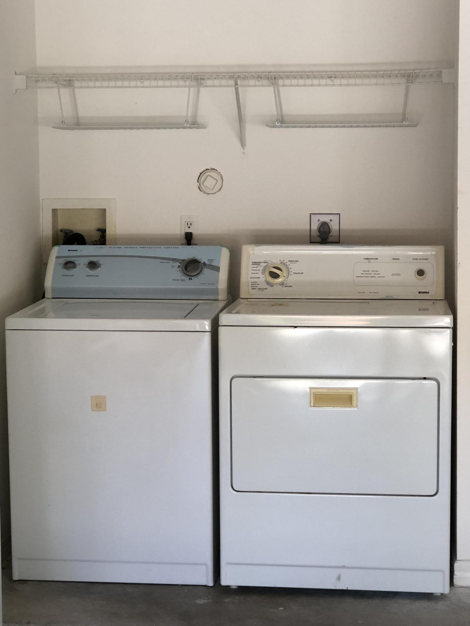3121 Contego Lane Riviera Beach, FL 33418 - Photo 19 of 20 laundry area