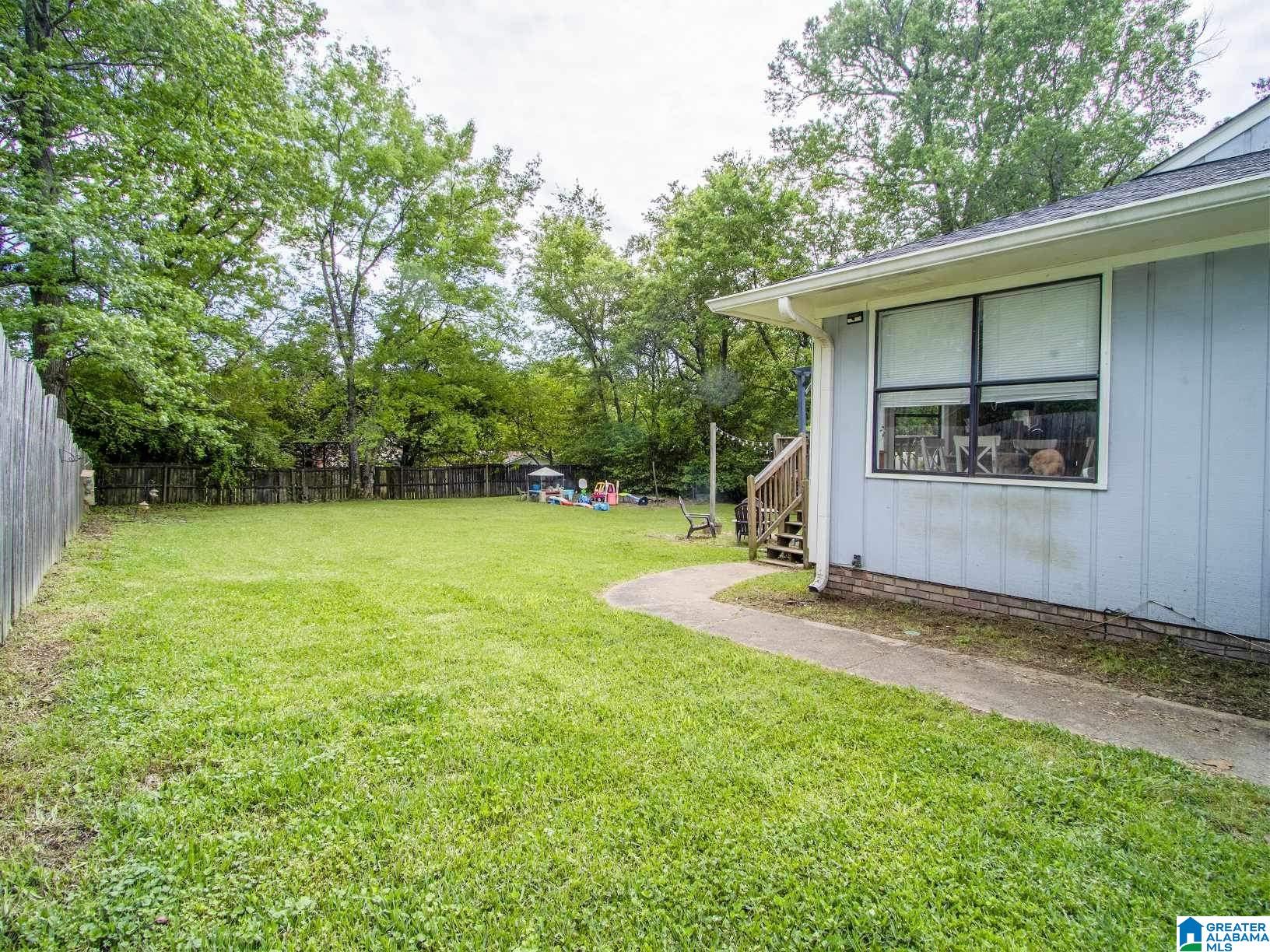 733 10th Way Pleasant Grove, AL 35127 - Photo 4 of 17
