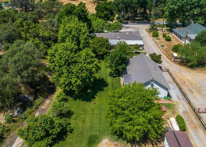 41908 North Fork Drive Three Rivers, CA 93271 - Photo 53 of 60 41908 N Fork Dr Three Rivers-small-002-0
