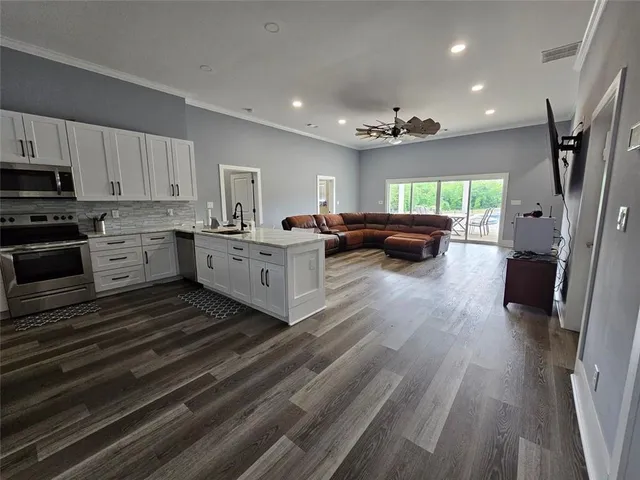 $1,500,000 | 433 Clover Drive, Social Circle, GA 30025