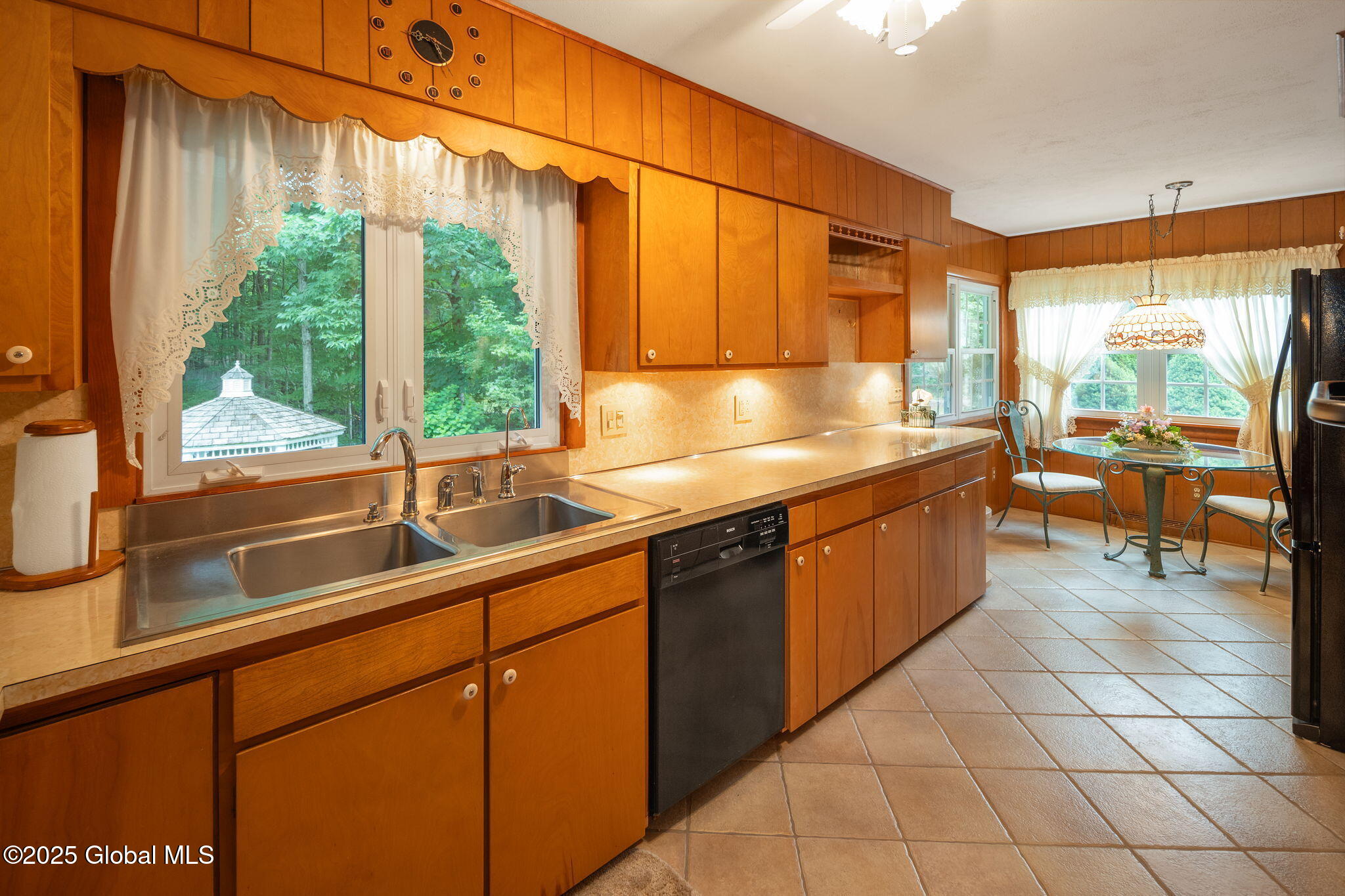 25 Longkill Road Ballston Lake, NY 12019 - Photo 12 of 77 12