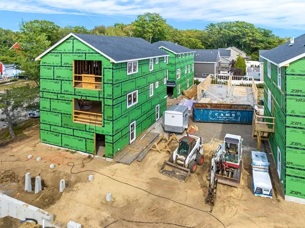 $619,000 | 2 Old County Road, Unit 15, Salisbury, MA 01952