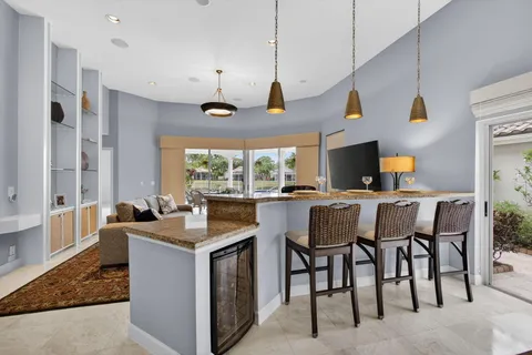 $1,100,000 | 108 Eagleton Lane, Palm Beach Gardens, FL 33418