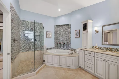 $1,100,000 | 108 Eagleton Lane, Palm Beach Gardens, FL 33418