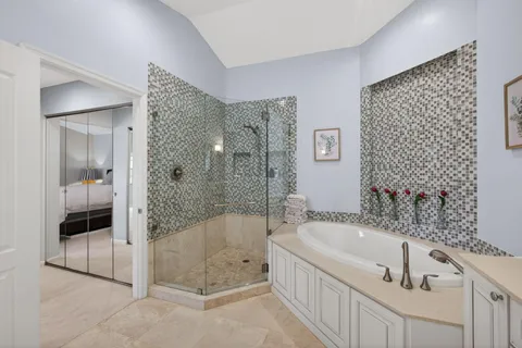 $1,100,000 | 108 Eagleton Lane, Palm Beach Gardens, FL 33418