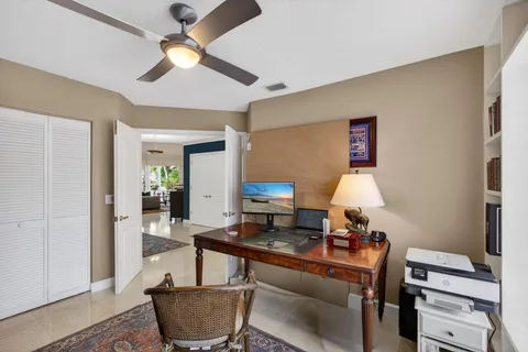 $1,100,000 | 108 Eagleton Lane, Palm Beach Gardens, FL 33418