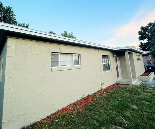 $1,750 | 1611 Pontiac Court, Orlando, FL 32808