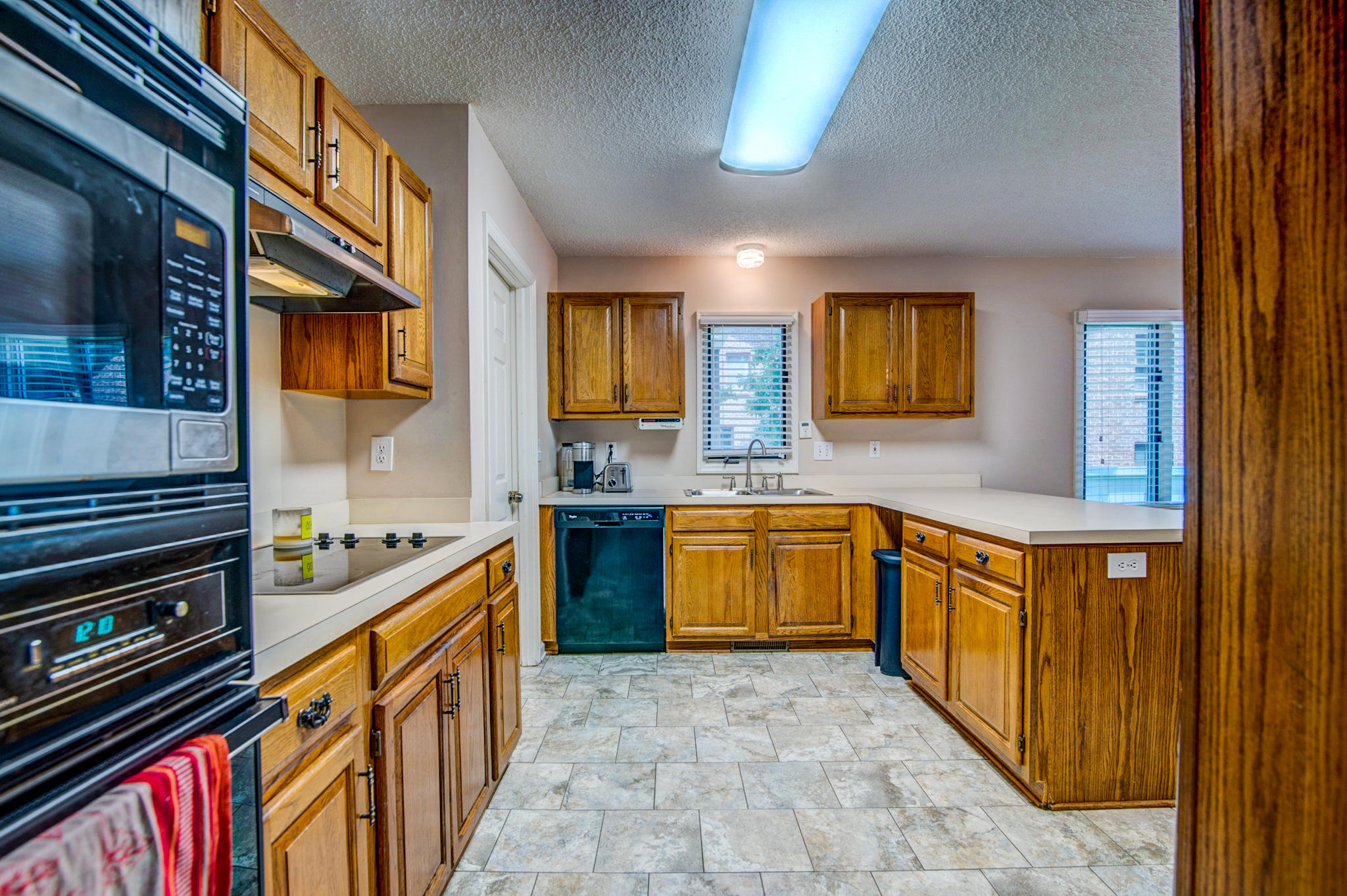 796 Milldenhall Road Mount Pleasant, SC 29464 - Photo 5 of 43 796 Milldenhall-29