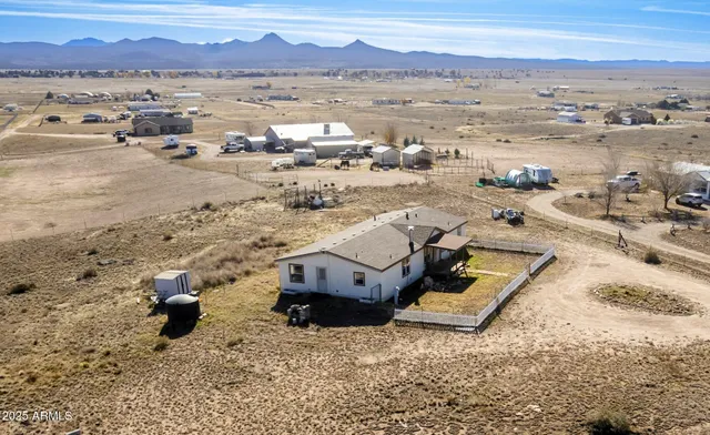 $329,000 | 26785 North Dark Sky Drive, Paulden, AZ 86334