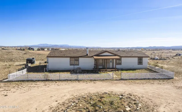$329,000 | 26785 North Dark Sky Drive, Paulden, AZ 86334