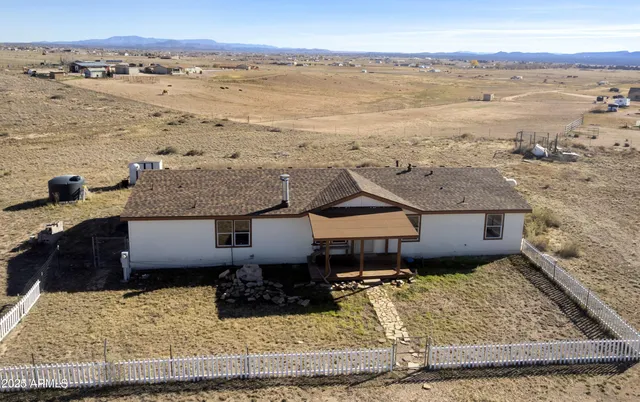 $329,000 | 26785 North Dark Sky Drive, Paulden, AZ 86334