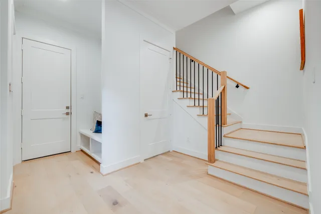 $1,099,900 | 323 Malone Street, Houston, TX 77007